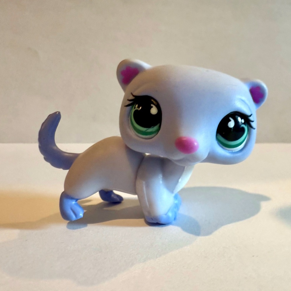 Littlest Pet Shop LPS 880 Ferret Light Lavender ~ AUTHENTIC